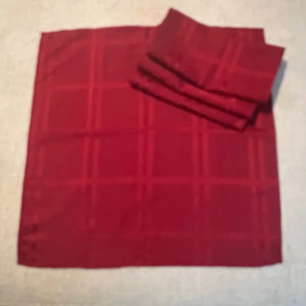 Set of‎ 4 Red Plaid Damask Cloth Napkins 18.5 Inch Square Dinner Table Linens